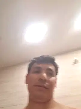 Snapshot of Elcurvo69 chatting on 11-23-25, 10:42 Elcurvo69 online show from 11-23-25, 10:42