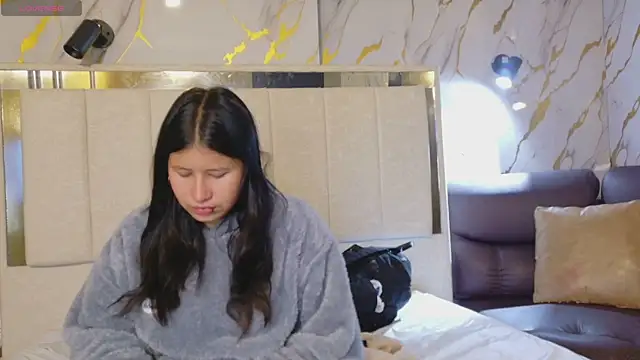 Olivia11  online show from 04-09-26, 12:43