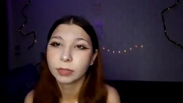 MiaamaLoveLyslt online show from 09-18-25, 04:09