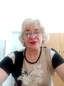 Snapshot of 52MiaLove02 chatting on 05-07-26, 04:51 52MiaLove02 online show from 05-07-26, 04:51