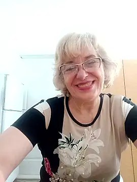Snapshot of 52MiaLove02 chatting on 05-08-26, 05:02 52MiaLove02 online show from 05-08-26, 05:02