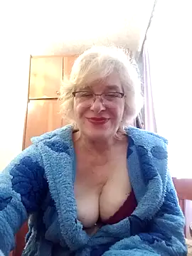 Snapshot of 52MiaLove02 chatting on 05-10-26, 08:30 52MiaLove02 online show from 05-10-26, 08:30