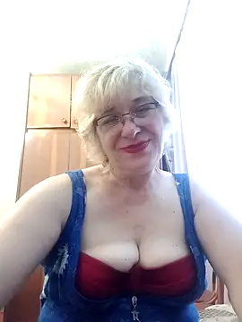 Snapshot of 52MiaLove02 chatting on 05-16-26, 05:26 52MiaLove02 online show from 05-16-26, 05:26