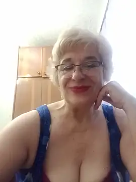 Snapshot of 52MiaLove02 chatting on 05-27-26, 03:47 52MiaLove02 online show from 05-27-26, 03:47