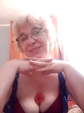 Snapshot of 52MiaLove02 chatting on 06-01-26, 04:52 52MiaLove02 online show from 06-01-26, 04:52