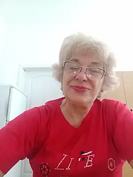 Snapshot of 52MiaLove02 chatting on 06-09-26, 05:08 52MiaLove02 online show from 06-09-26, 05:08
