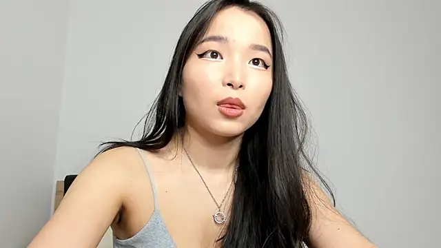 Soyun Mia online show from 04-03-26, 02:15