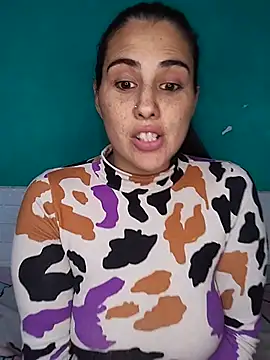 Snapshot of kariciasecreta chatting on 05-24-26, 07:08 kariciasecreta online show from 05-24-26, 07:08