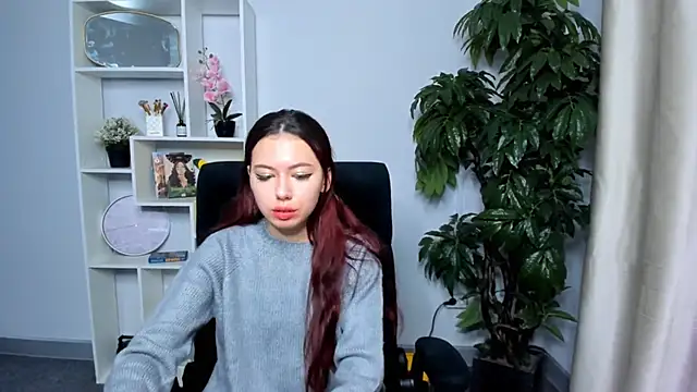 JenniferGlover online show from 10-30-25, 08:05