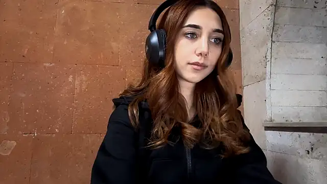 LinaMour online show from 09-13-25, 10:09