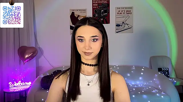 LinaMour online show from 04-28-26, 10:15