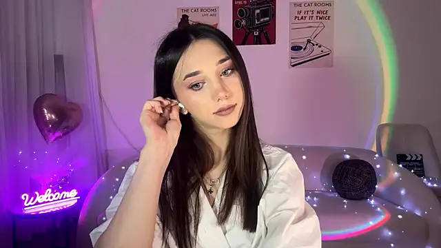 LinaMour online show from 05-22-26, 10:15