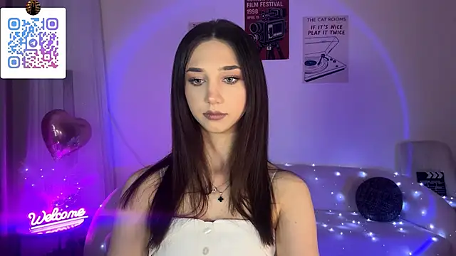 LinaMour online show from 05-24-26, 10:26