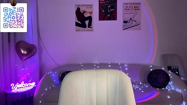 LinaMour online show from 05-27-26, 10:29