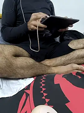 yazinyazin1 online show from 12-02-25, 07:53