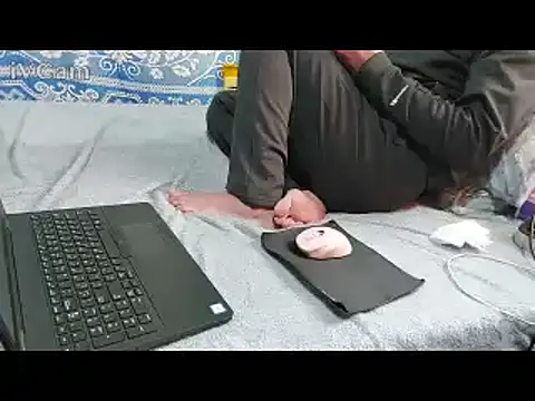 yazinyazin1 online show from 02-19-26, 01:07