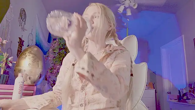 Talulaa online show from 03-14-26, 12:39