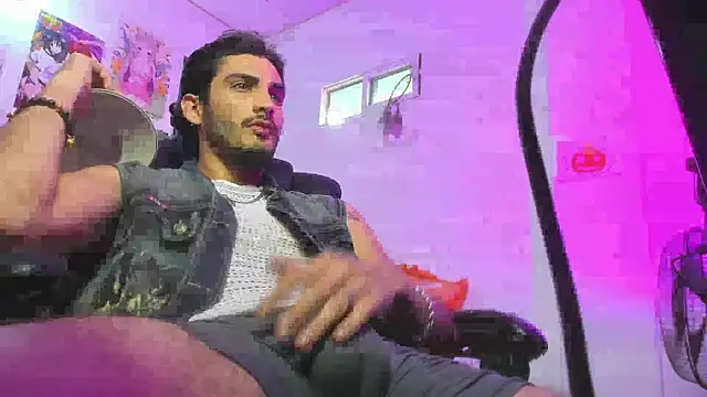 Snapshot of LovexJuxn_ chatting on 10-30-25, 01:01 LovexJuxn  online show from 10-30-25, 01:01