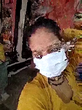 Snapshot of Manvi_tyagi chatting on 10-13-25, 05:40 Manvi tyagi online show from 10-13-25, 05:40