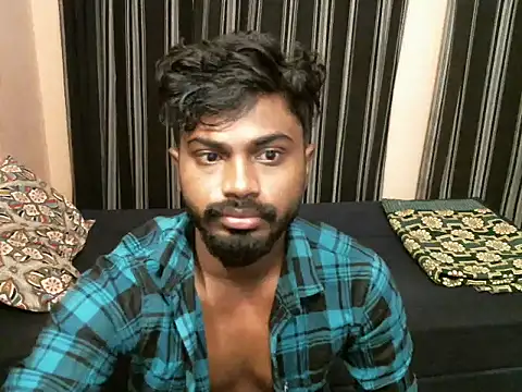 Snapshot of indianbighard21 chatting on 06-18-26, 04:13 indianbighard21 online show from 06-18-26, 04:13