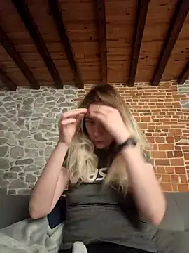 Snapshot of SexyAlya chatting on 11-09-25, 10:19 SexyAlya online show from 11-09-25, 10:19