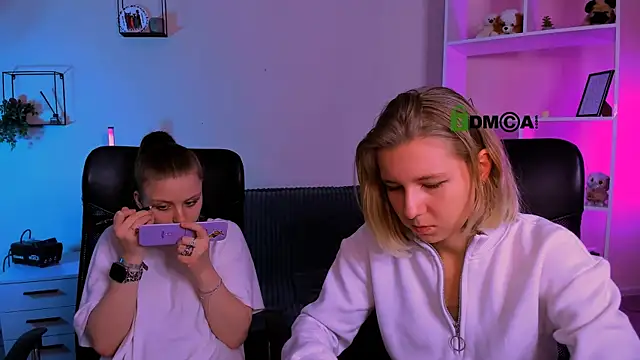 Snapshot of gloria_bubble chatting on 11-09-25, 11:19 gloria bubble online show from 11-09-25, 11:19