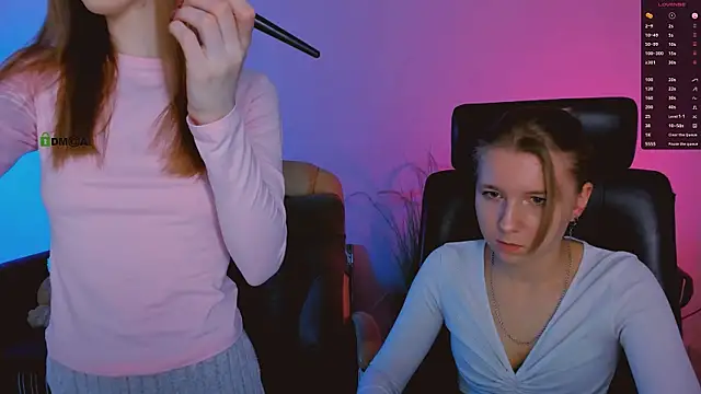 Snapshot of gloria_bubble chatting on 11-17-25, 08:47 gloria bubble online show from 11-17-25, 08:47