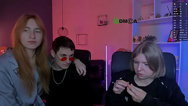 Snapshot of gloria_bubble chatting on 01-18-26, 09:29 gloria bubble online show from 01-18-26, 09:29