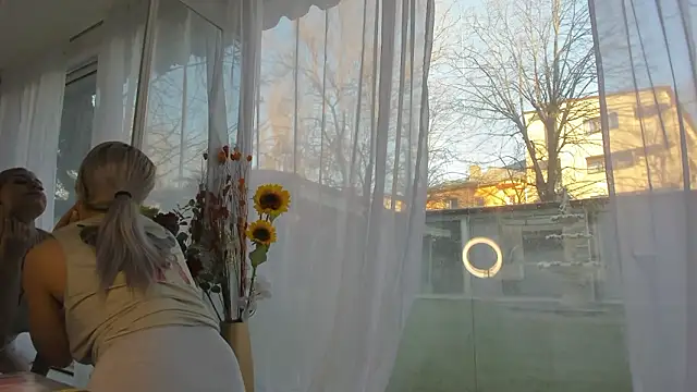 Ella Vee online show from 03-07-26, 05:48