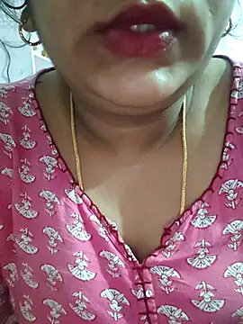 luci-queen online show from 04-21-26, 07:17