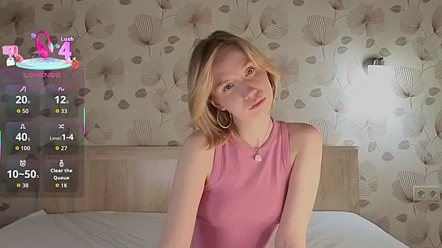 Snapshot of ameliamurrr chatting on 10-10-25, 07:18 ameliamurrr online show from 10-10-25, 07:18