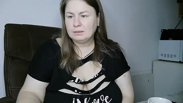 MartaXLove online show from 11-15-25, 11:07