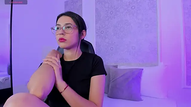 desireee  online show from 06-25-26, 12:42