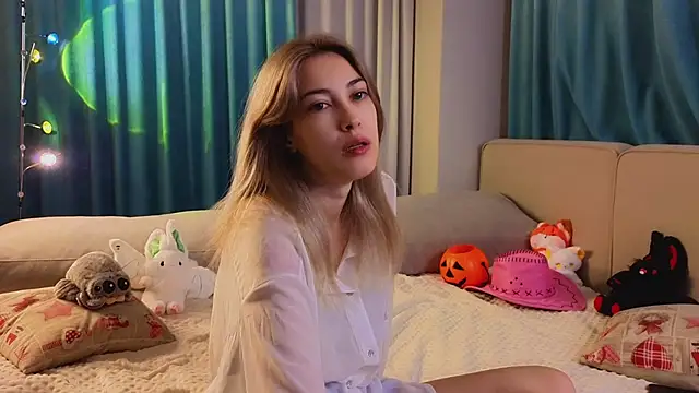 AngelicRice online show from 10-23-25, 11:09