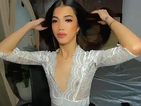 CassieSommereux online show from 12-16-25, 05:29