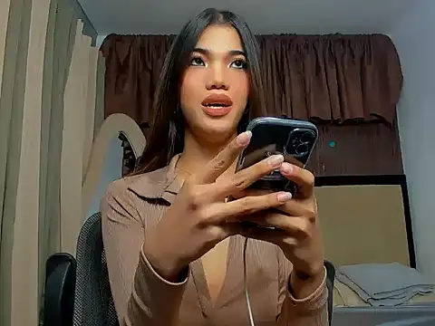 CassieSommereux online show from 01-15-26, 02:32