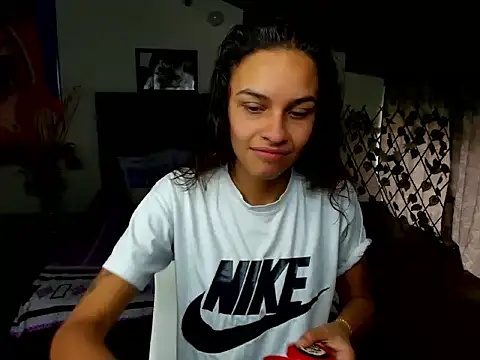 Skylovershot online show from 12-02-25, 01:39