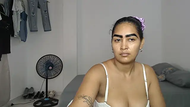 Snapshot of MichellSexxx chatting on 09-23-25, 07:06 MichellSexxx online show from 09-23-25, 07:06