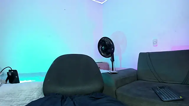 twinkDuohot online show from 05-05-26, 06:49
