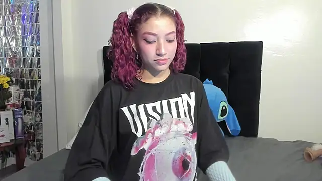 sophia arevalo online show from 05-12-26, 03:36