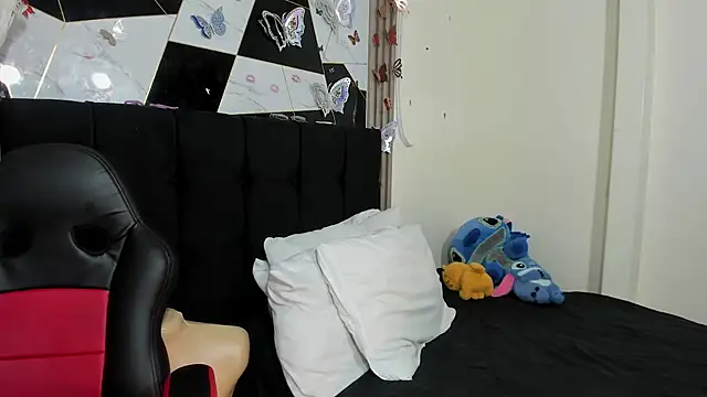 sophia arevalo online show from 07-10-26, 03:11
