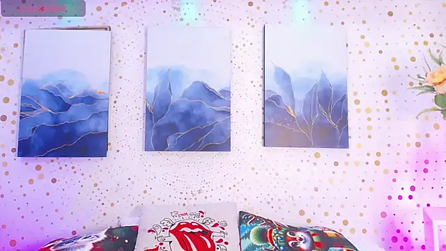 Emily Vaughan online show from 12-17-25, 03:01