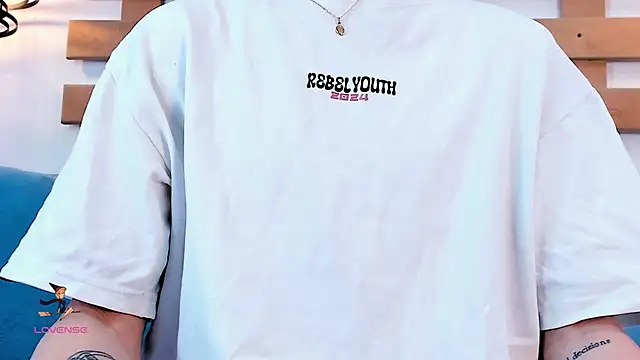 ArianaSantana online show from 10-30-25, 12:50