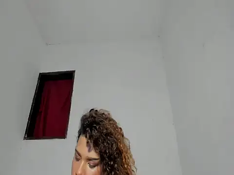 Snapshot of calliedemon_ chatting on 07-07-26, 02:47 calliedemon online show from 07-07-26, 02:47