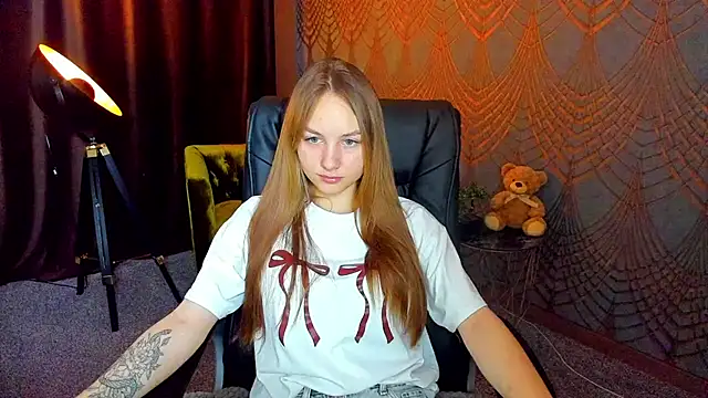 MilaAddams online show from 07-02-26, 05:35
