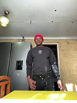 Hluga 25 online show from 07-17-26, 06:53