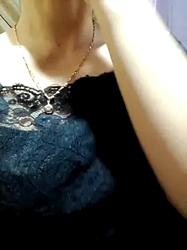 Snapshot of LucyyLy chatting on 10-02-25, 11:39 LucyyLy online show from 10-02-25, 11:39