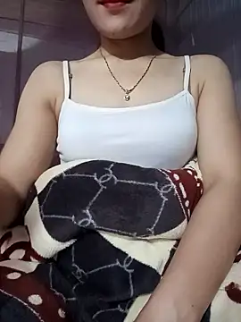 LucyyLy online show from 01-17-26, 12:04