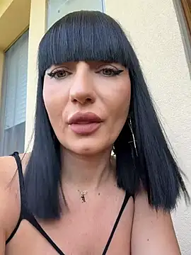 Snapshot of MysticCleo chatting on 06-14-26, 10:28 MysticCleo online show from 06-14-26, 10:28