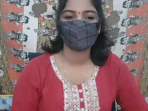 Hott Noor online show from 10-13-25, 05:35